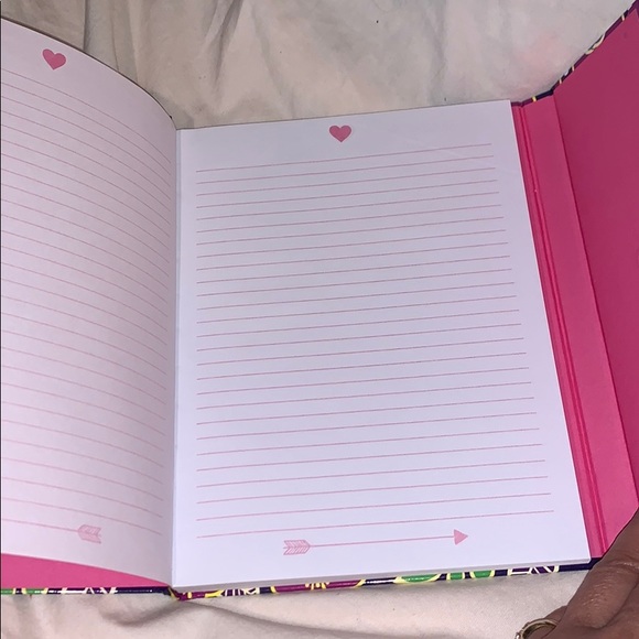 Notebook - Picture 3 of 5